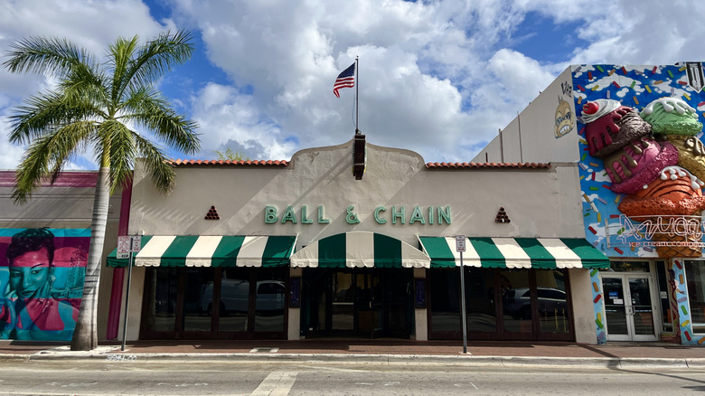 Ball & Chain exterior