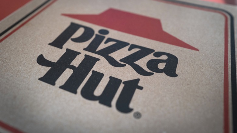 Cardboard box with Pizza Hut logo