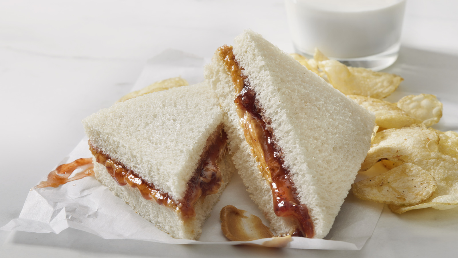This Is The Only Correct Way To Cut A Sandwich