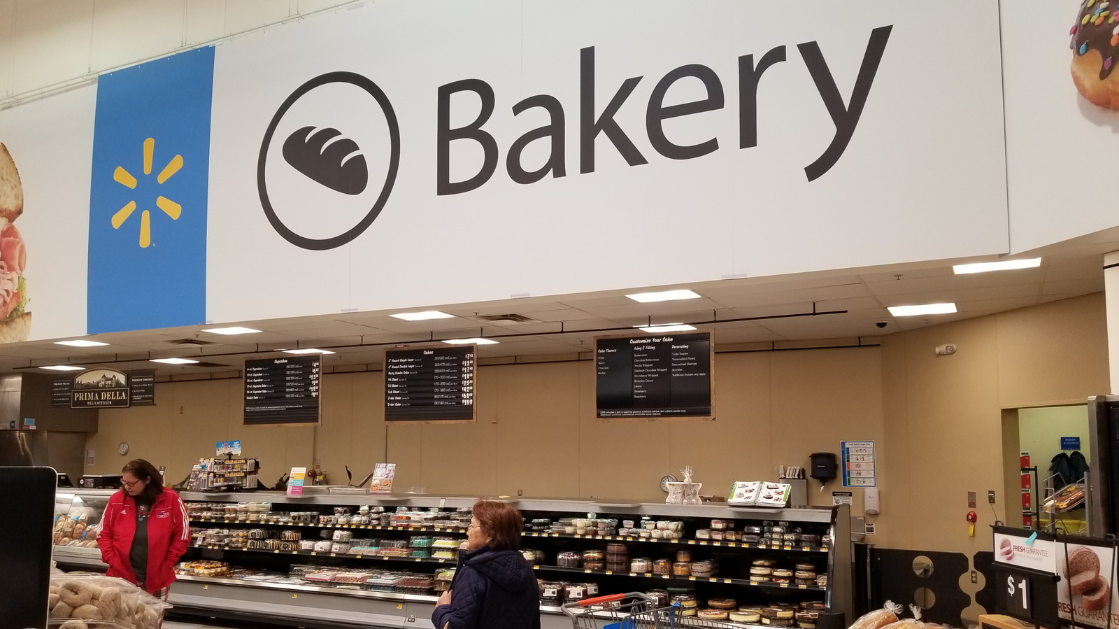 This Sam's Club Mystery Dessert Has Adventurous Shoppers Running To The Bakery
