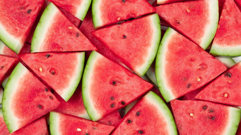 Red and green slices of watermelon with seeds