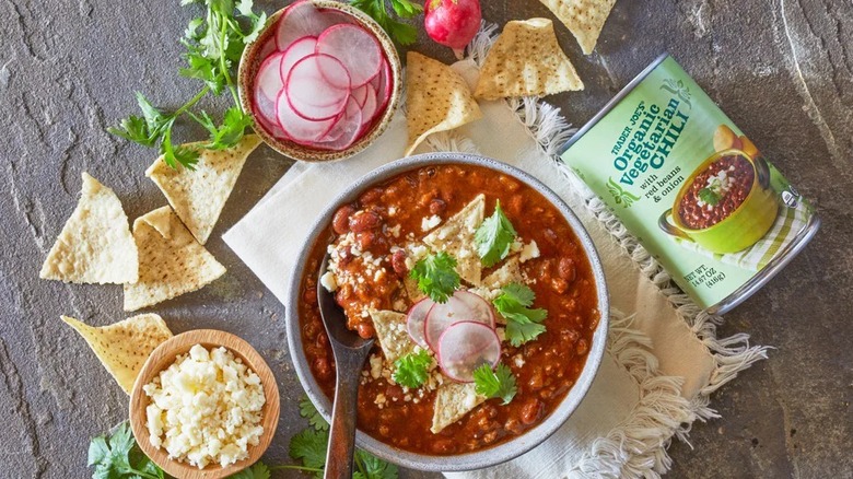 can and bowl of Trader Joe's vegetarian chili