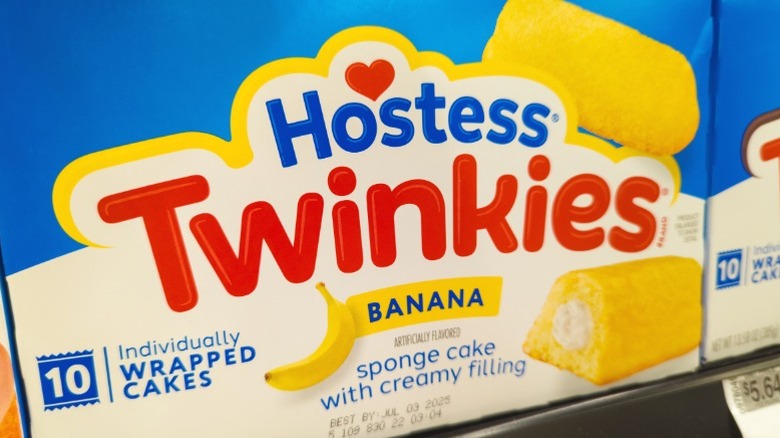 A box of banana-flavored Twinkies.