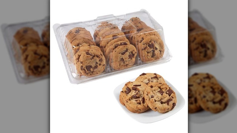Costco's gourmet chocolate chunk cookies