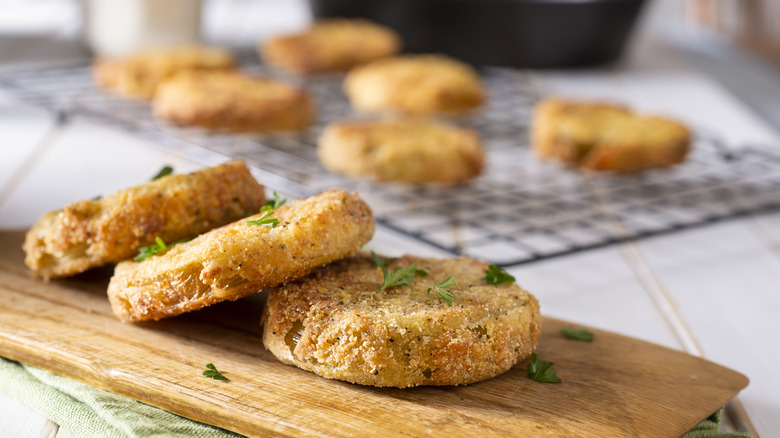 fried green tomatoes on board