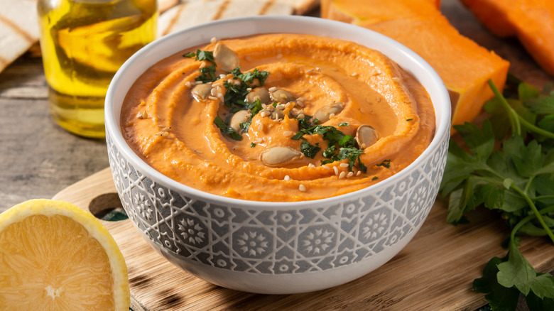 pumpkin hummus