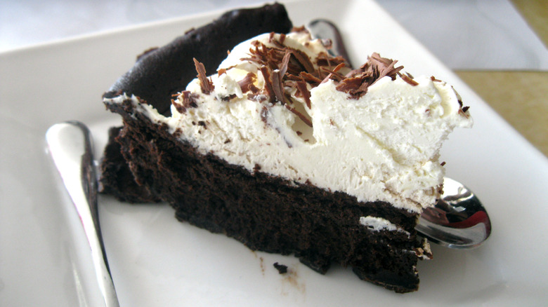 Slice of Mississippi mud pie on plate