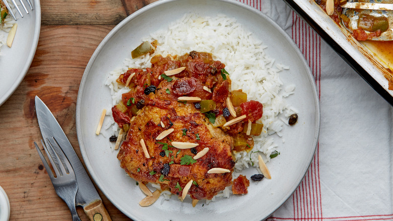 Country captain chicken on rice