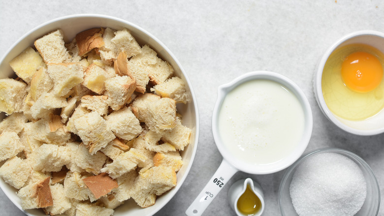An overview of the ingredients needed to make bread pudding
