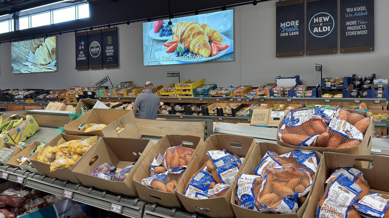 Fresh produce and bread at an Aldi grocery store