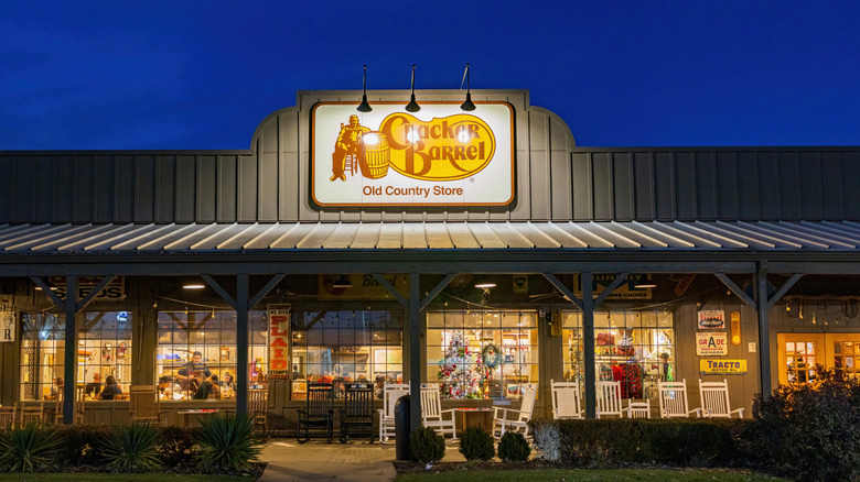 A Cracker Barrel in the evening