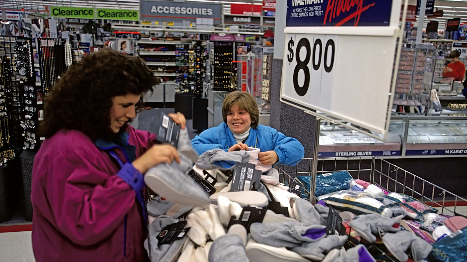 What Walmart Looked Like In The '80s Vs Today