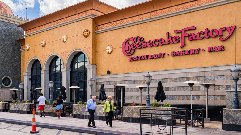 The Cheesecake Factory building