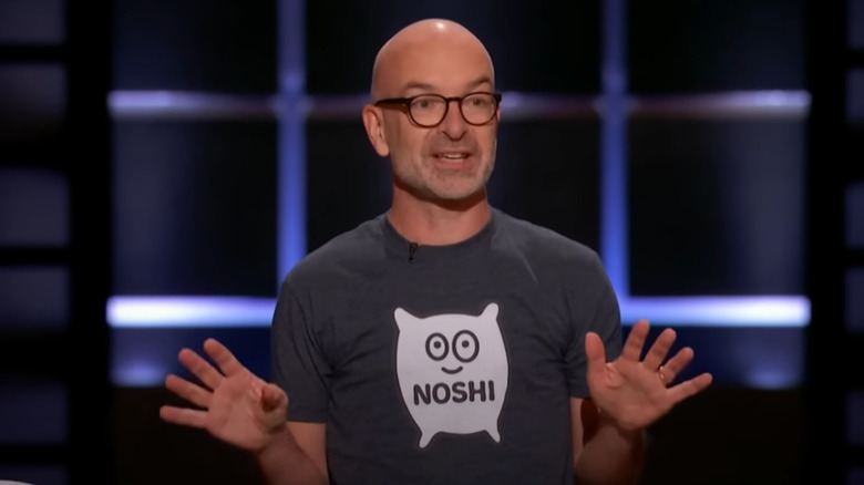Tomo Delaney pitching Noshi on Shark Tank