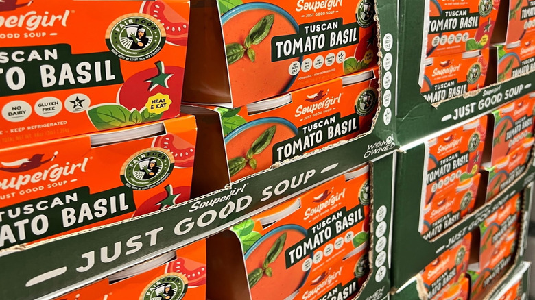 Soupergirl Tuscan Tomato Basil bundled boxes displayed in store shelf.