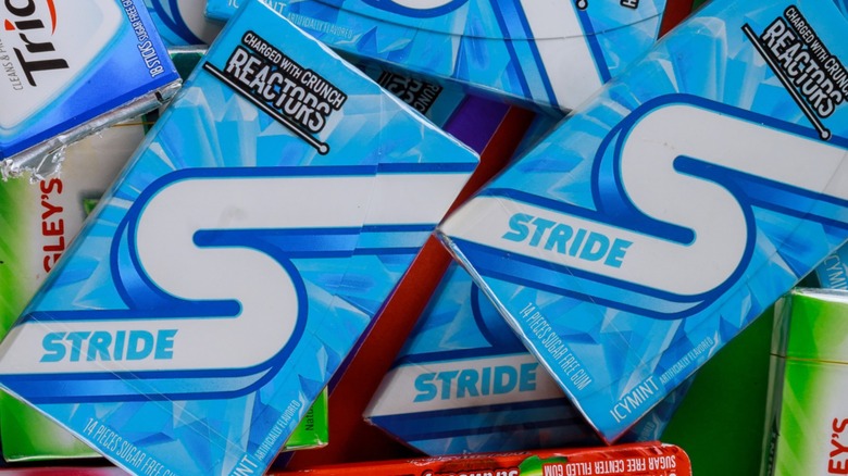 Stride gum in a pile