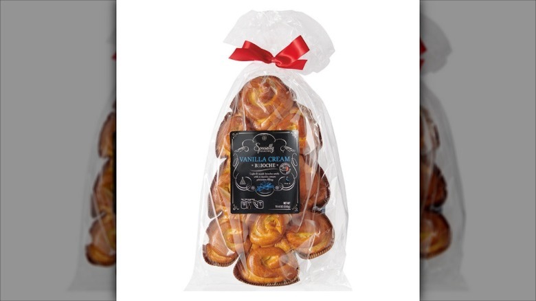 Pack of Aldi Christmas tree-shaped vanilla cream brioche