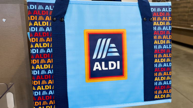 reusable shopping bag with ALdi logo