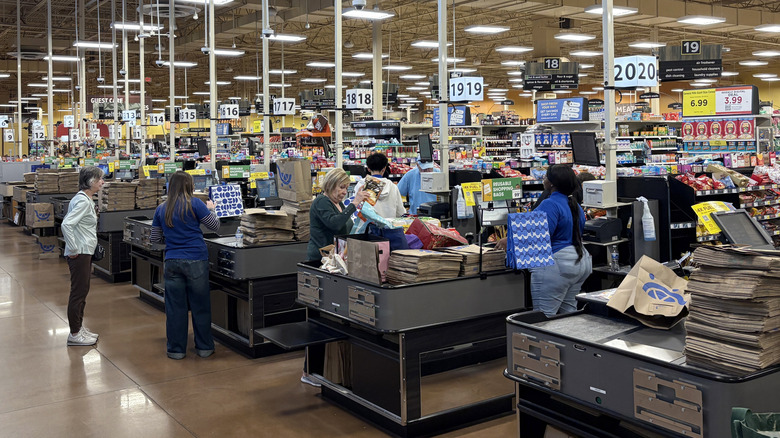 checkout lanes at Kroger