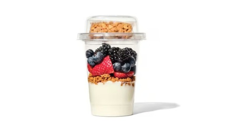 Publix Chantilly yogurt parfait cup
