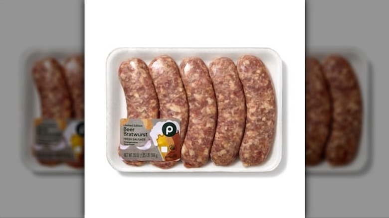 A product image of Publix's Beer Bratwurst in a package containing five brats
