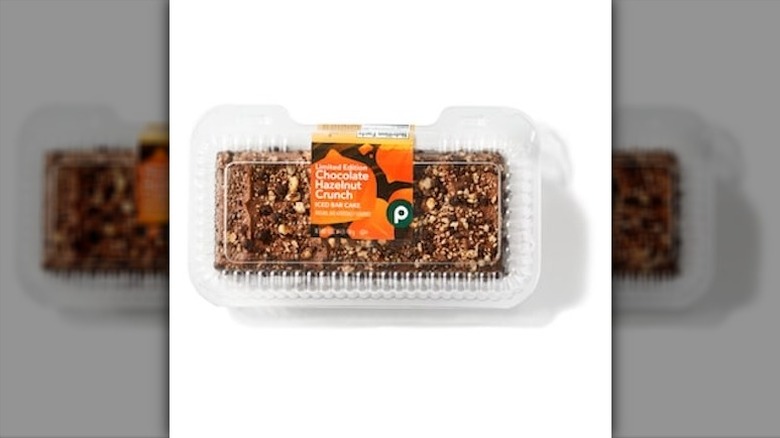 A product image of Publix's Hazelnut Crunch Bar Cake.