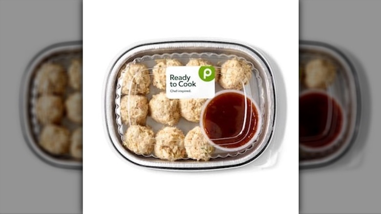 A product image of Publix's Mini Crab Cakes with Sweet Heat Dipping Sauce.