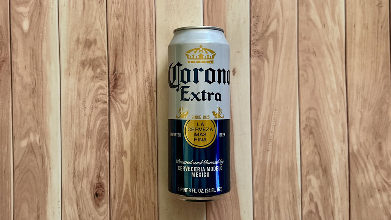 a can of Corona Extra