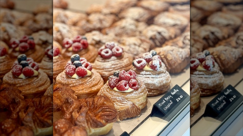Mixed berry vanilla croissant