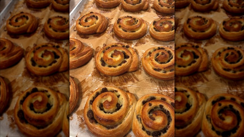 Tray of Pains aux Raisins