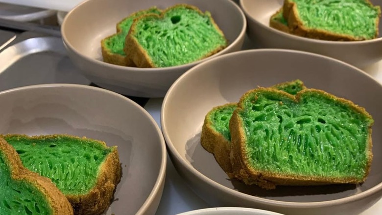 Green chiffon cake in bowls