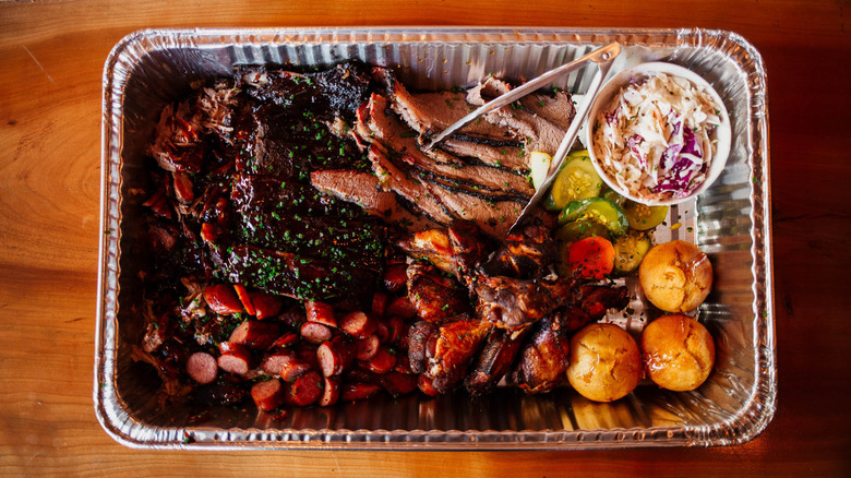 Barbecue platter with assorted dishes