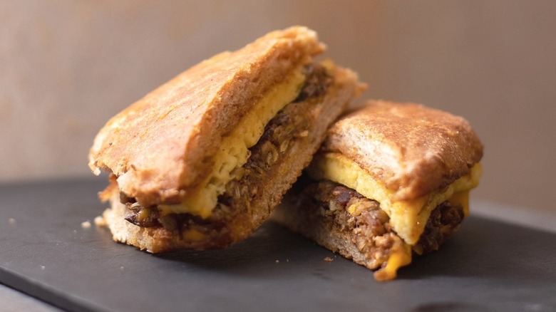 A delicious vegan breakfast sandwich from Faire Cafe