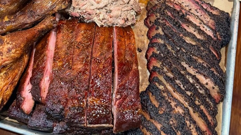 Hoodoo Brown BBQ brisket platter