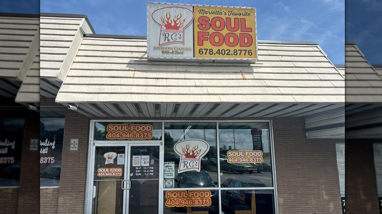 RC's Southern Cooking outside front of restaurant