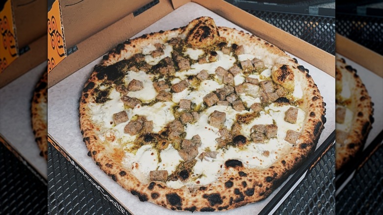 White sauce pizza with meat
