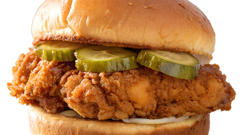 Chicken sandwich with pickles