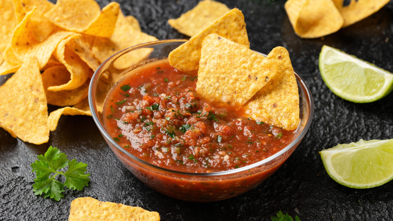 Mexican-style tomato salsa with chips