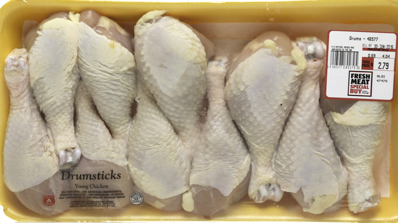 Young chicken drumsticks package sold at Aldi.