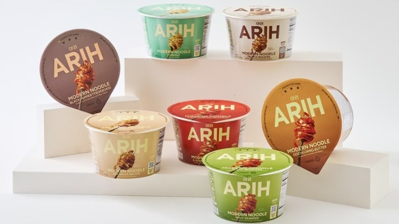 Multiple cups of ARIH modern noodles displayed